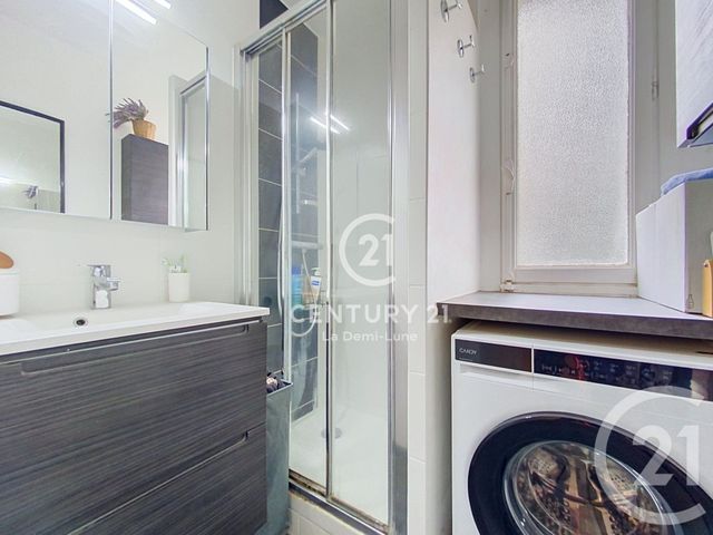 Appartement T4 à vendre - 4 pièces - 66.19 m2 - LYON - 69005 - RHONE-ALPES - Century 21 La Demi-Lune