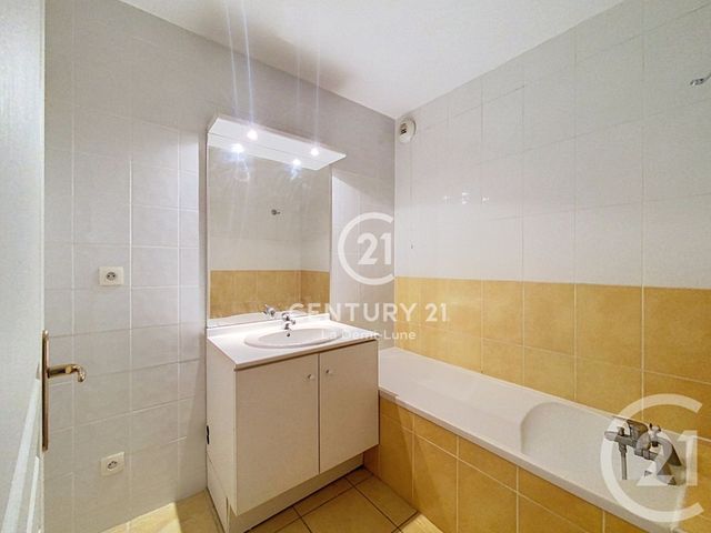Appartement T2 à vendre - 2 pièces - 47.67 m2 - FRANCHEVILLE - 69 - RHONE-ALPES - Century 21 La Demi-Lune