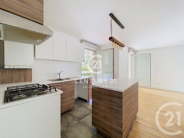 Appartement T2 à vendre - 2 pièces - 47.67 m2 - FRANCHEVILLE - 69 - RHONE-ALPES - Century 21 La Demi-Lune