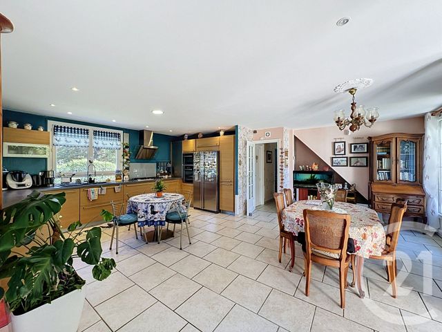 maison à vendre - 7 pièces - 177.01 m2 - CHARBONNIERES LES BAINS - 69 - RHONE-ALPES - Century 21 La Demi-Lune