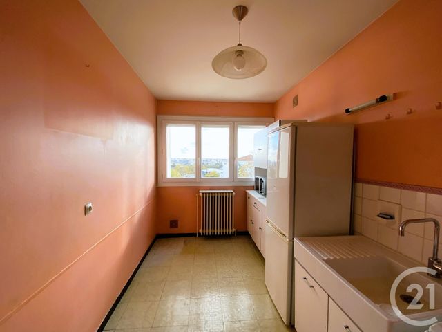 Afficher la photo en grand Appartement T3 à vendre - 3 pièces - 61.83 m2 - ECULLY - 69 - RHONE-ALPES - Century 21 La Demi-Lune
