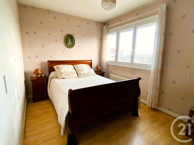 Afficher la photo en grand Appartement T3 à vendre - 3 pièces - 61.83 m2 - ECULLY - 69 - RHONE-ALPES - Century 21 La Demi-Lune